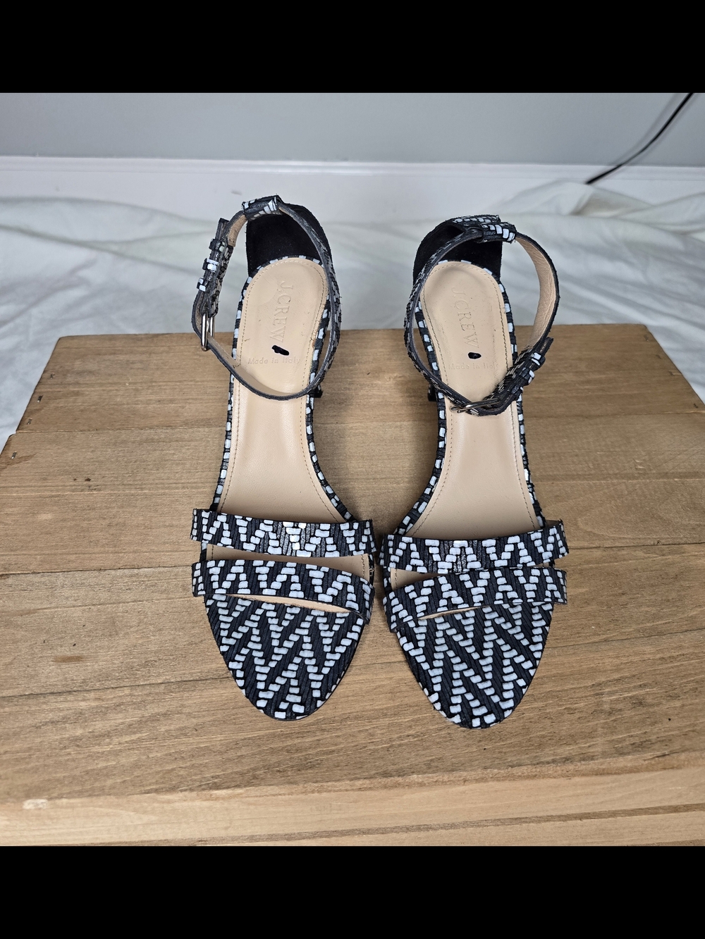 Black & White Patterned Ankle-Strap Women’s Sandals
